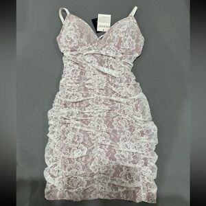 Guess dress new with tags 
Size small